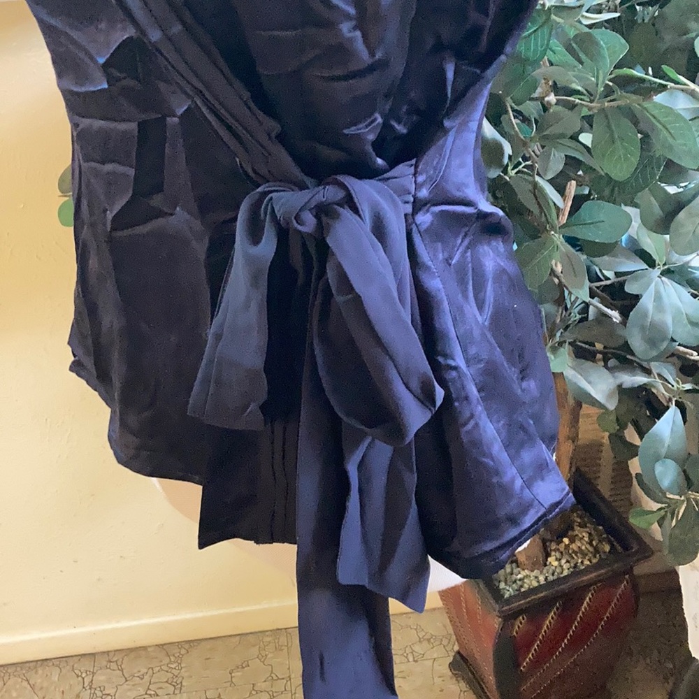 Mix It Satin Blouse - Picture 3 of 7